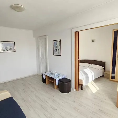 To The Nerversea Beach! アパート *